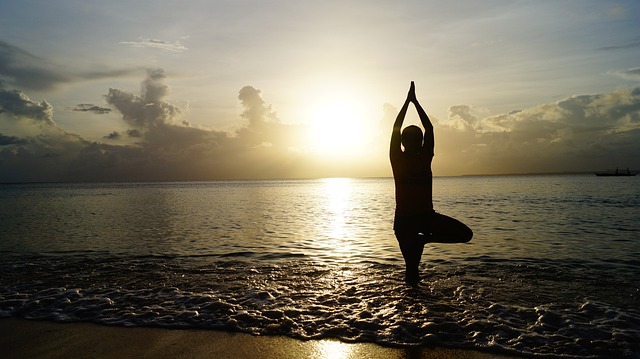 Yogapøller til at lindre spændinger og stress i kroppen